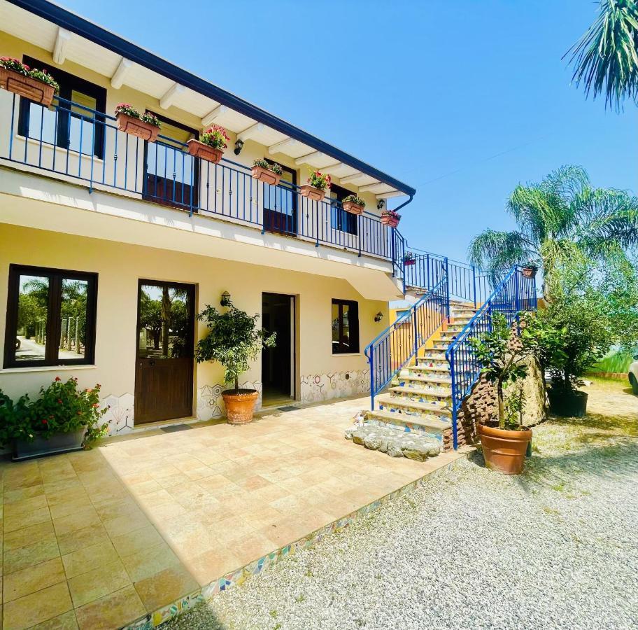 Borgo Camicia In Bed & Breakfast Barcellona-Pozzo di Gotto Exterior photo